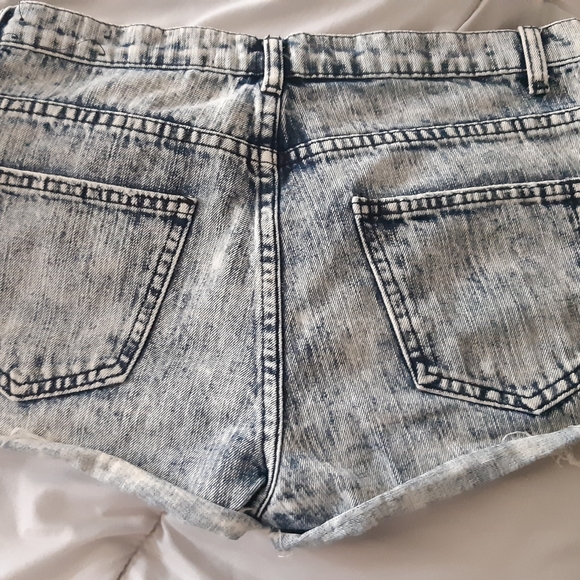 Short jeans, High Rise Taille Montante. 9 size - Picture 4 of 8